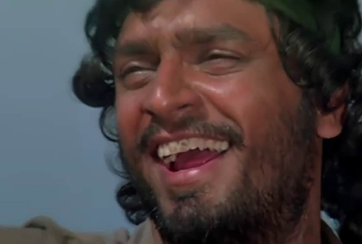 Birthday Special: mazhar khan used to beat zeenat aman after marriage died from kidney failure