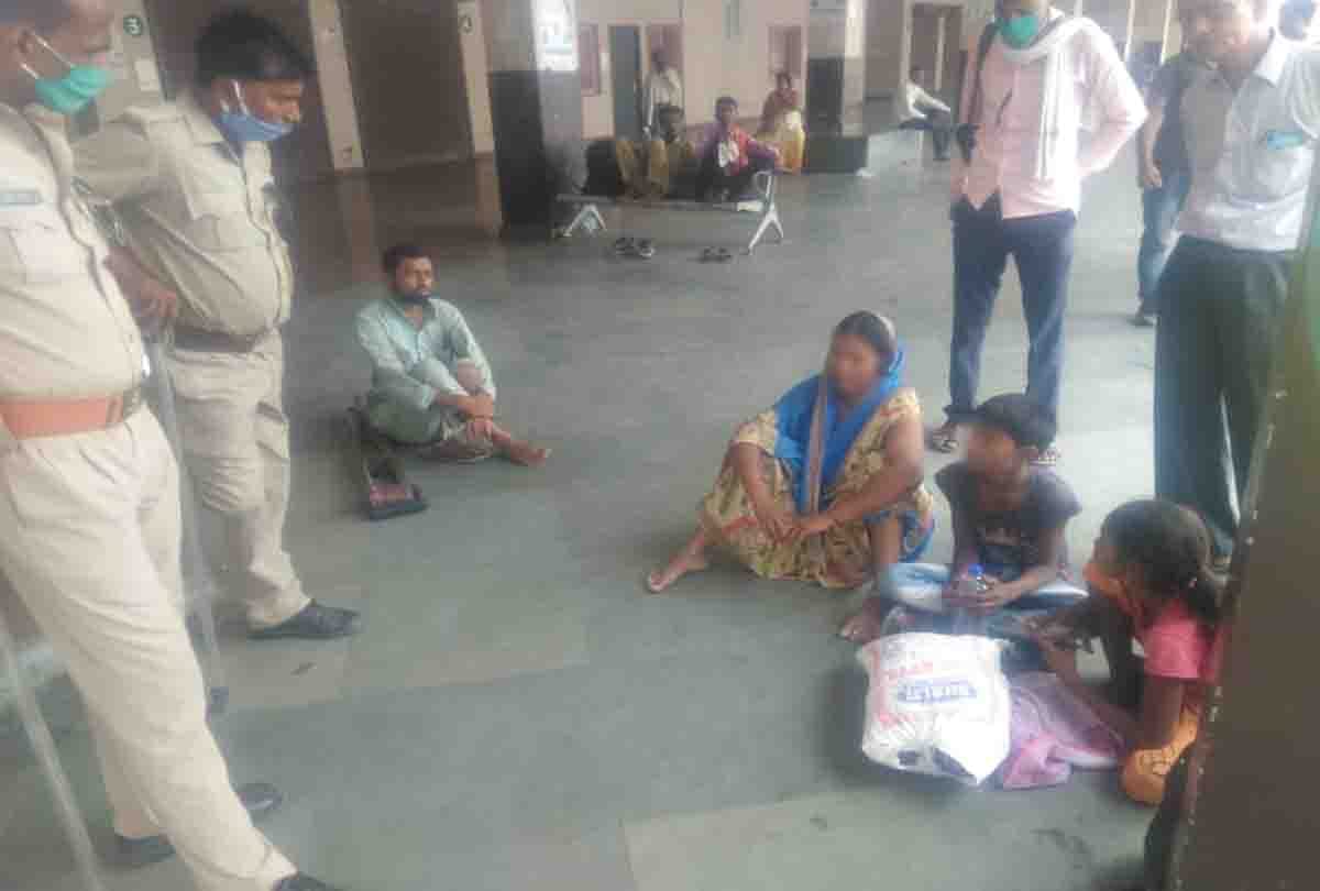 Lover beaten up woman in farrukhabad