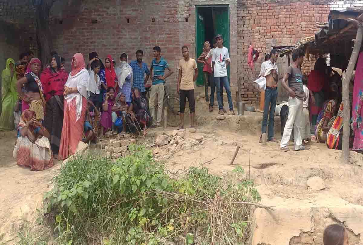 family cut the daughter to death with an ax, Honor killing case in Kanpur dehat