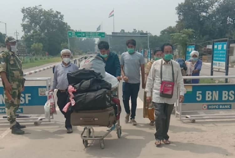 400 Indian citizens returned from Pakistan via Attari-Wagah Border