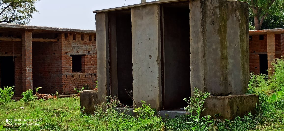 Only 112 community toilets out of 637