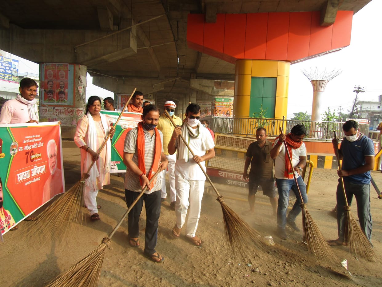 Minister cleanly gave message of cleanliness