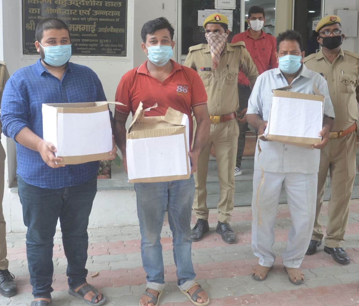 1450 liter spirit recovered, three arrested including poultry farm operator