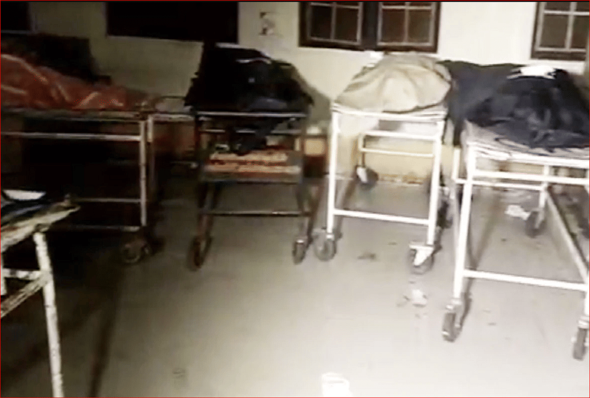 Mirzapur accident one more in the evening during treatment car collided with three bikes