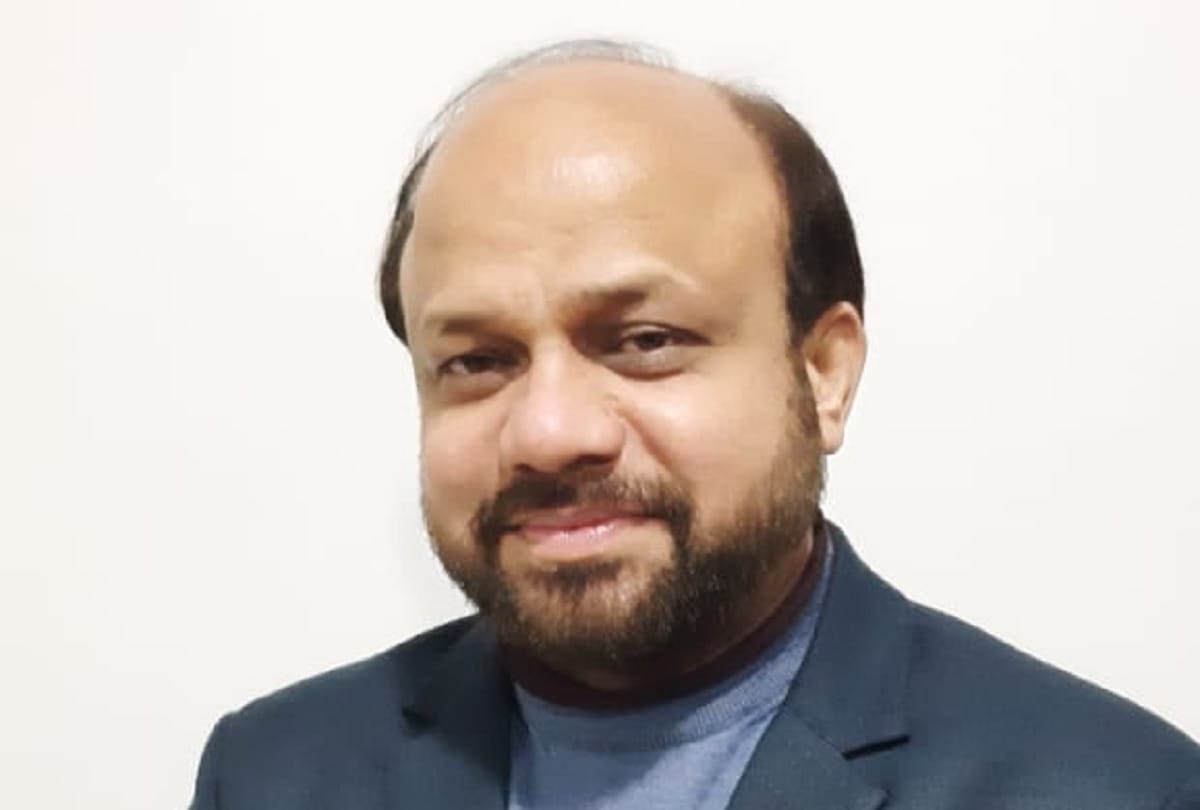Agra Joint Director of education receives threatening whatsapp message for kidnapping of his children 