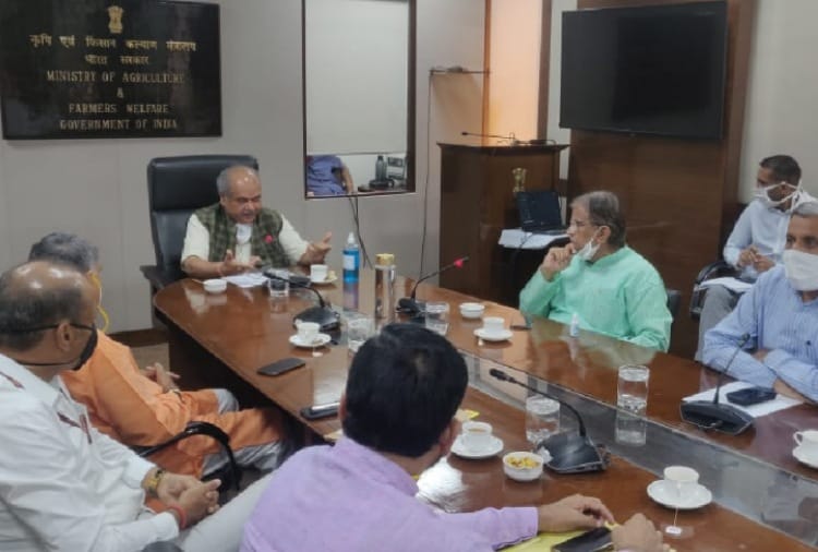 OP Dhankar and Farmer Organization meet with Agriculture Minister Narendra Singh Tomar