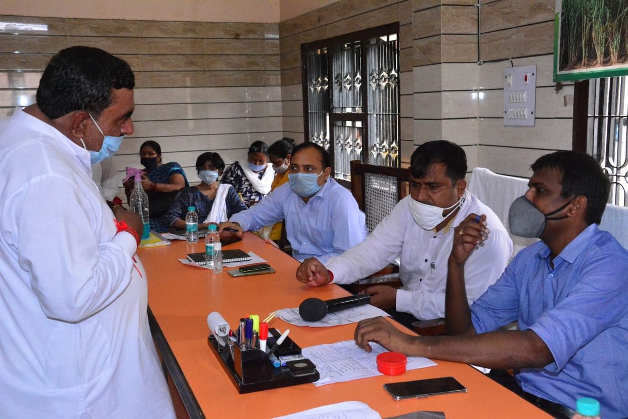Sanitized applications were made on the complete Samadhan Divas