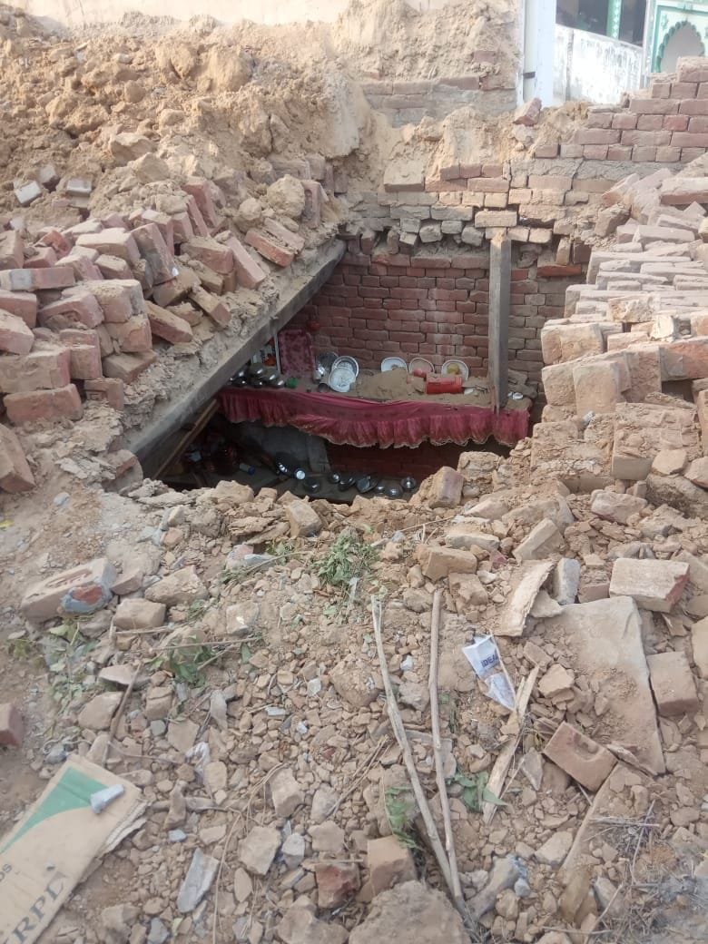 Married woman dies under debris