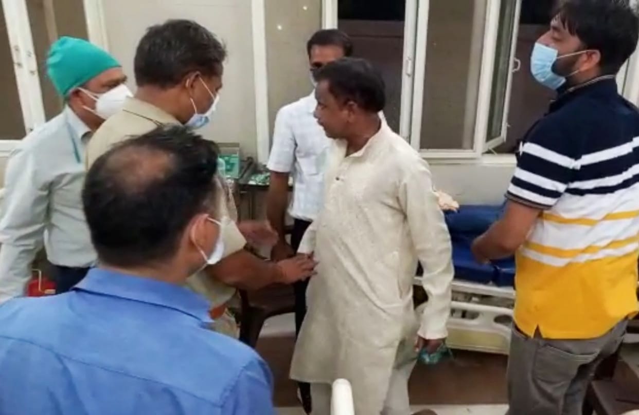 firozabad trauma center,trauma center,deat in trauma center,death in trauma center