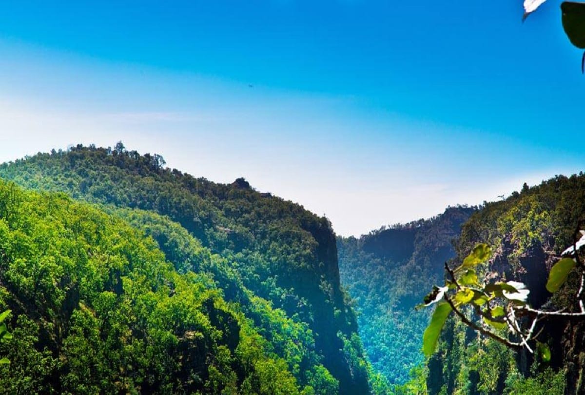 Pachmarhi madhya pradesh hill station satpura ki rani beautiful place in india