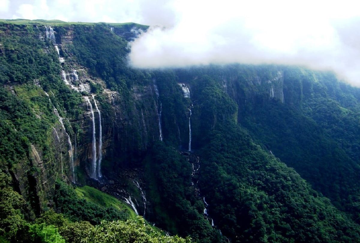 Pachmarhi madhya pradesh hill station satpura ki rani beautiful place in india