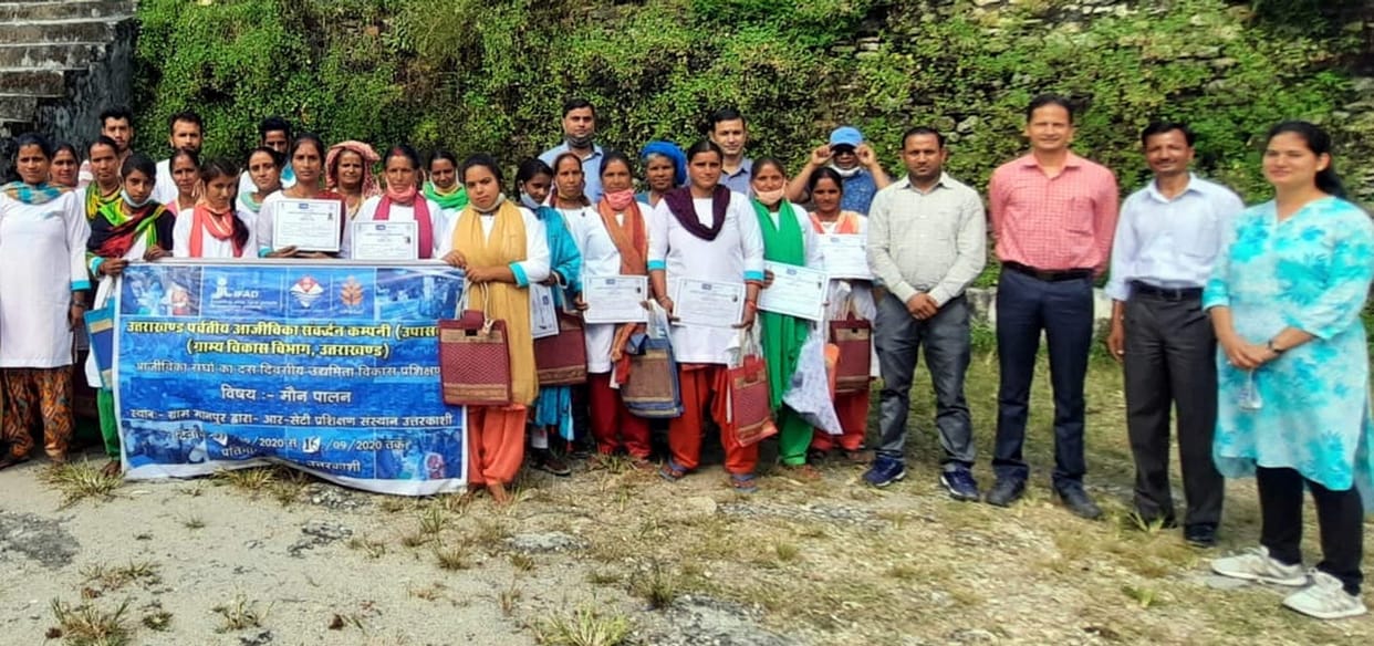 Teach villagers the tricks of beekeeping