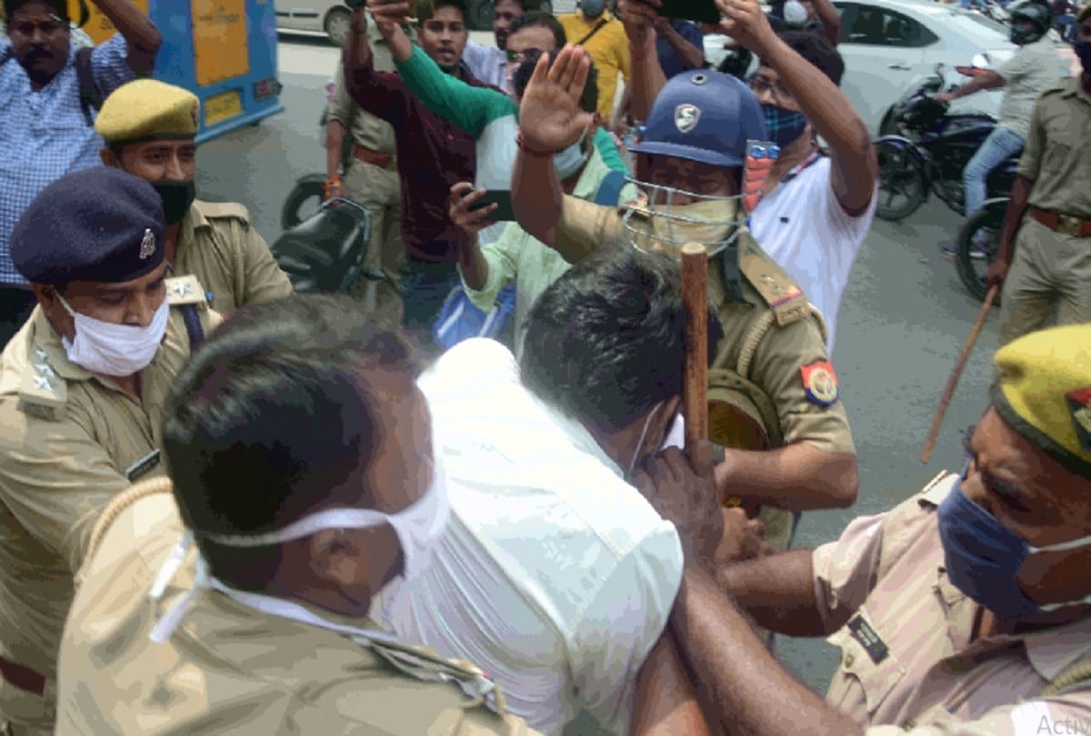 Lathi charge on AAP workers protesting against government over Celebrating pm modi birthday as National Unemployment Day
