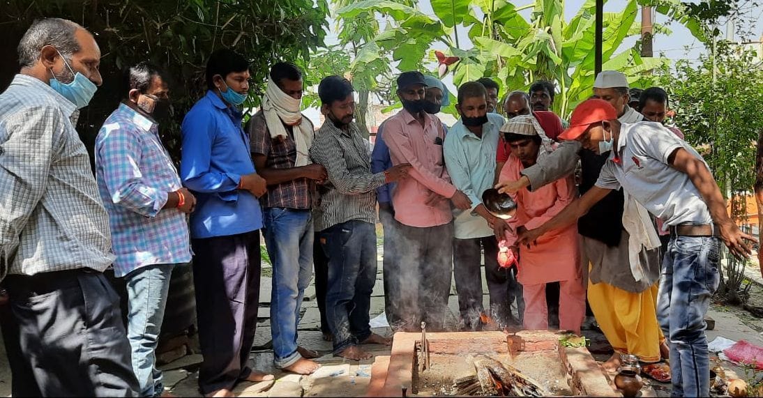 Lord Vishwakarma's birth anniversary celebrated with simplicity due to Corona