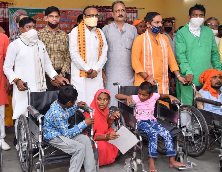Equipment distributed among 70 Divyang on Prime Minister's birthday