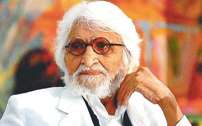 Hussain prepared giant murals by staying in AMU for weeks