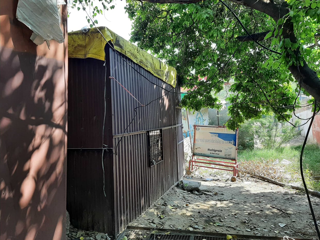 shop started with illegal electricity connection in roadways campus