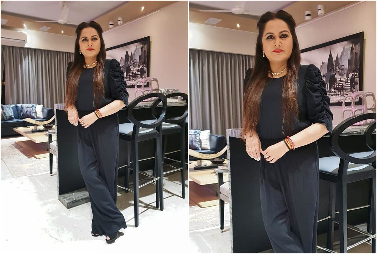Indian Idol 12: Jaya Prada Revealed-Dharmendra used to get sweaty while doing romantic scenes