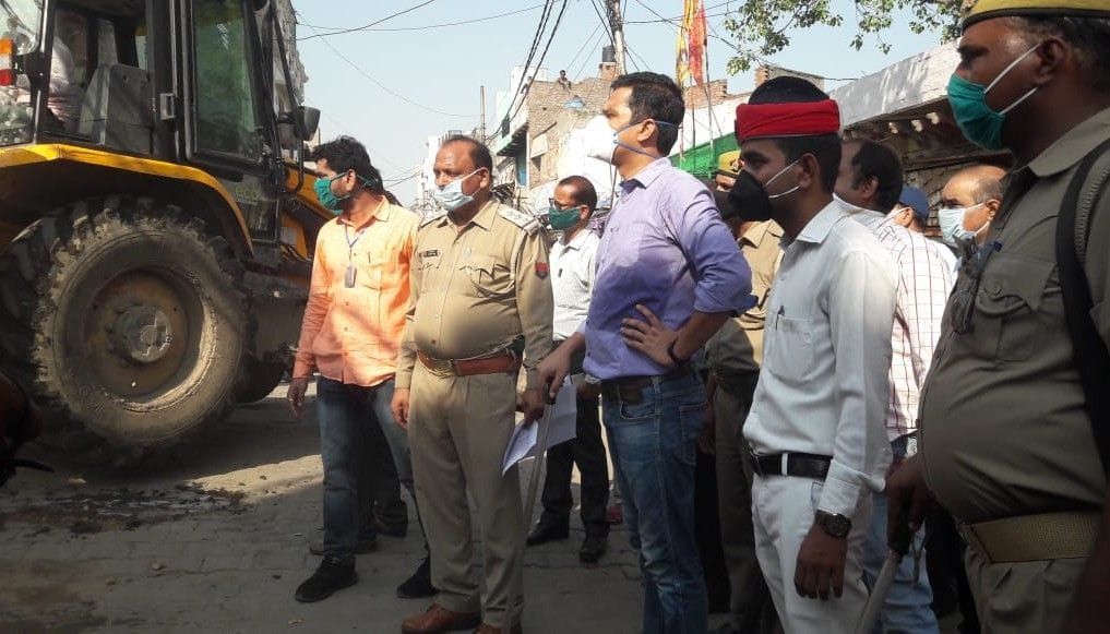 Hathras: Constituted taxation of municipality constipated