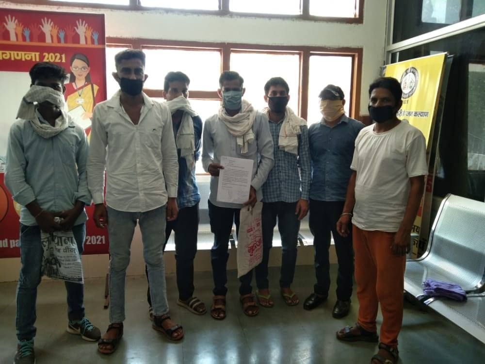 Demand to cancel outsourcing recruitment in Health Dept.