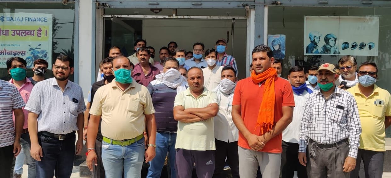 Parents demand for waiver of fees