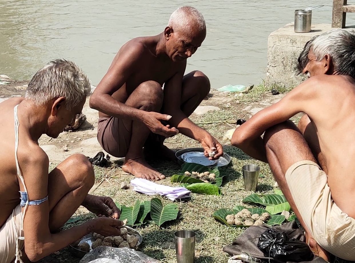 Surrendered to wish the ancestors salvation