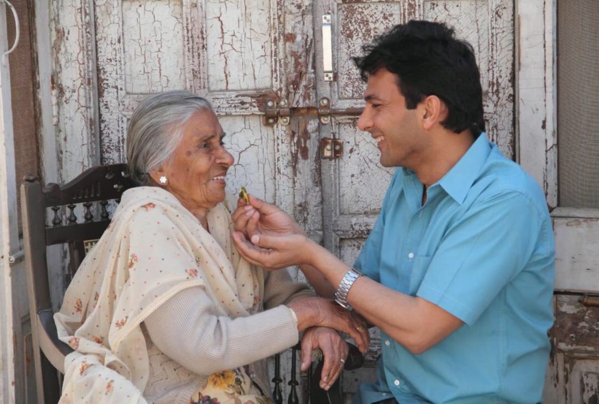 Michelin star chef Vikas Khanna honored for feeding millions of peoples in India amid Covid19