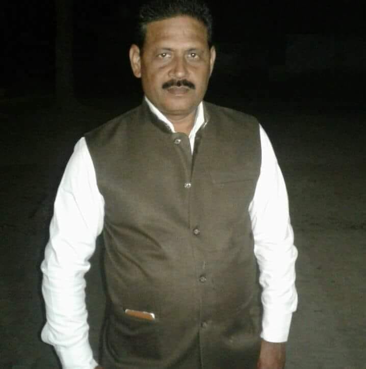 Varanasi: Farmer collides with XUV tree, dies due to collision with bike rider
