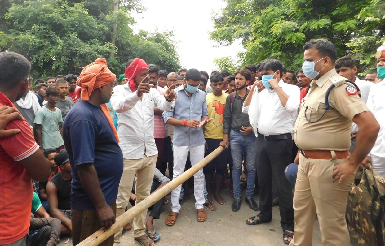 Villagers blocked road to recover missing girl child