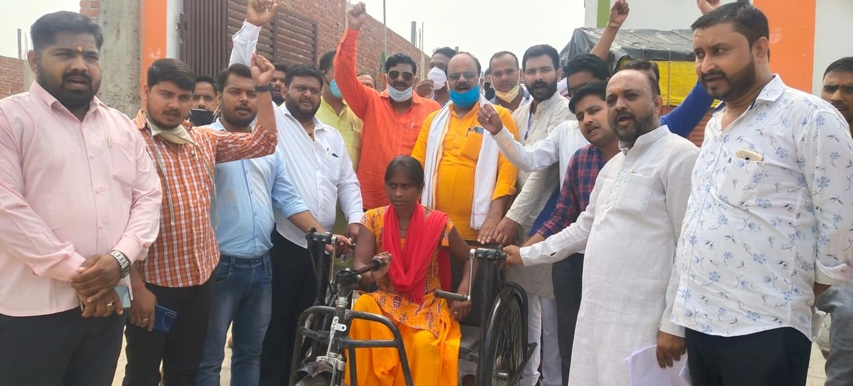 people celebrate PM MOdi's 70 birthday