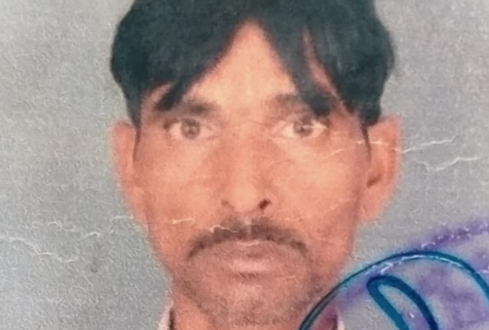 A man died after getting injured in a stone pelting during  a clash in Sitapur.