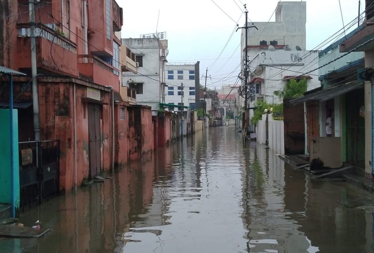 Gorakhpur weather news water logging in city after heavy rain in gorakhpur see latest image