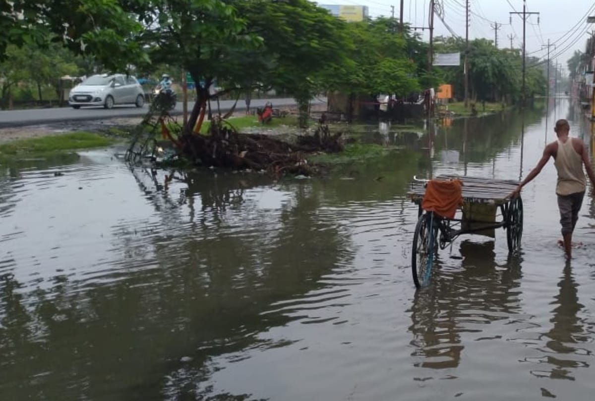 Gorakhpur weather news water logging in city after heavy rain in gorakhpur see latest image