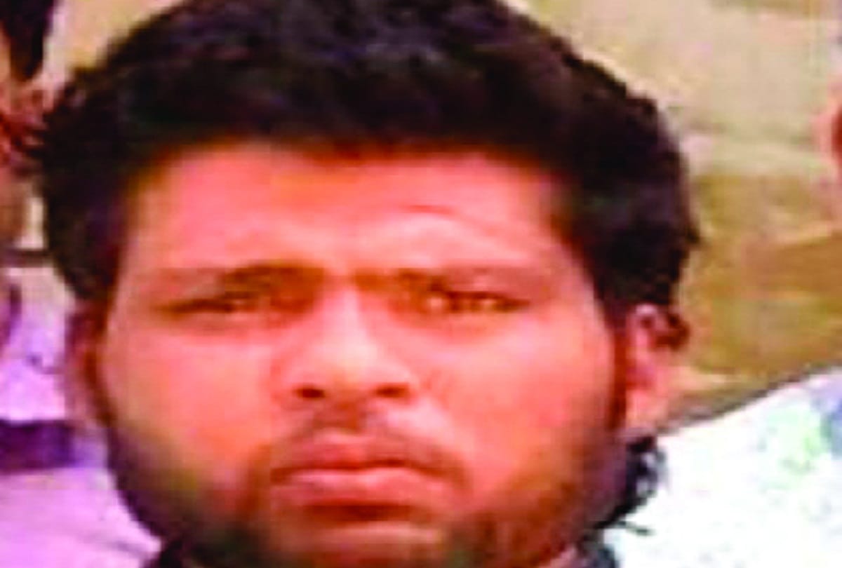 Nasir gang shooter hangs himself in Mandoli jail