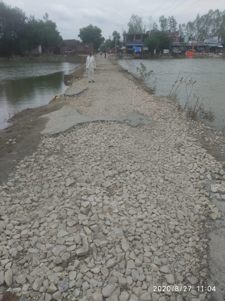 275 km road will be built from Rupees 3.25 crore