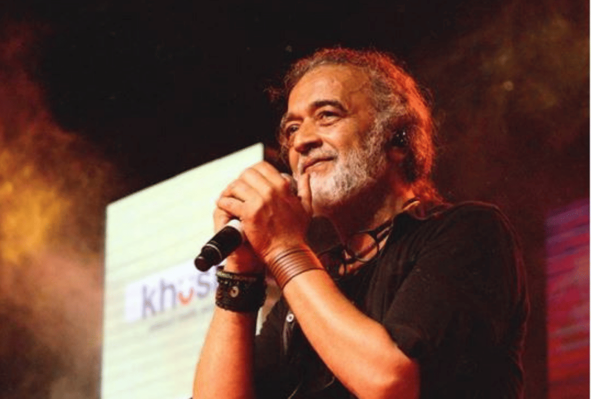 Year Ender 2021 Mukesh Khanna to Paresh Rawal there were rumors of the death of these celebrities in 2021