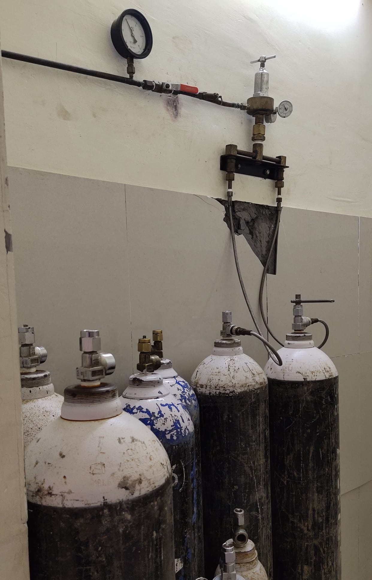 oxigin gas supply