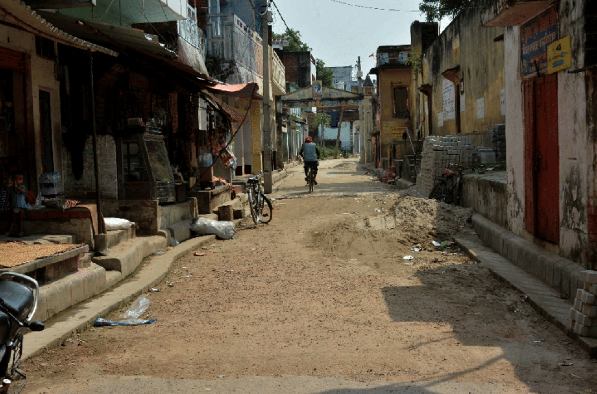 Panchkroshi Yatra in varanasi: Third stop from Bhimchandi to Rameswaram hall, Dharamshala police station, liquor bottles, roads also broken
