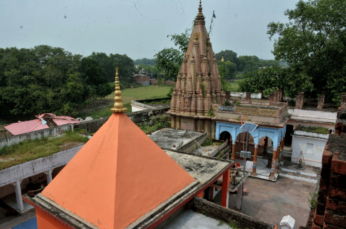 Kashi Panchkroshi Yatra: Five Pandava temples became restaurant, one Dharamshala became a school and another became a wedding procession