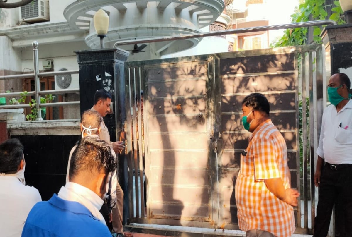 Ghaziabad: Police seized property worth about 2 crore of land mafia