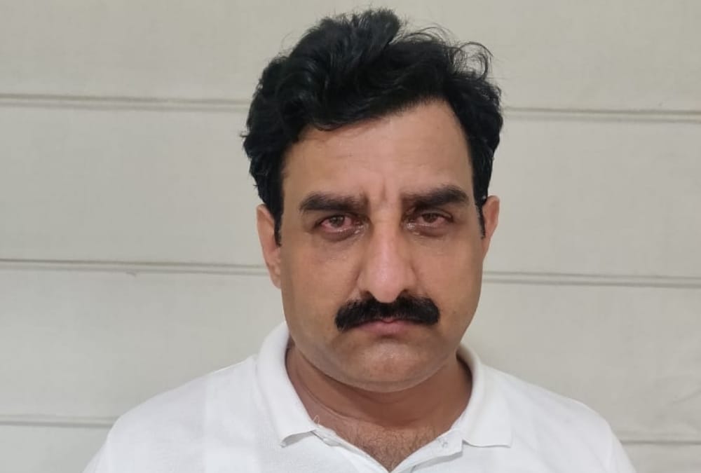 UP STF arrested accused of fraud in animal husbandry department.