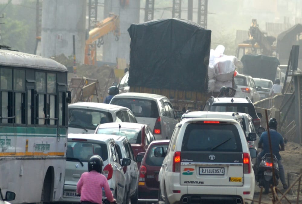 Coronavirus in uttarakhand: Tourist crowd on har ki pauri and Traffic jam in haridwar