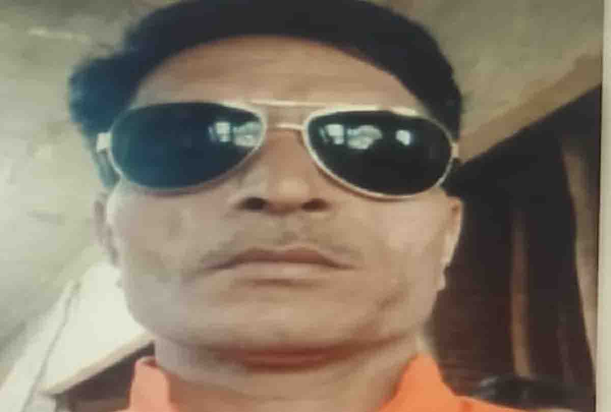 BJP leader committed suicide in etawah