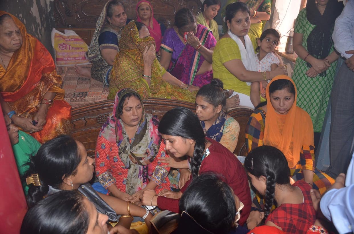 Anuj's family preparing to flee from Morna