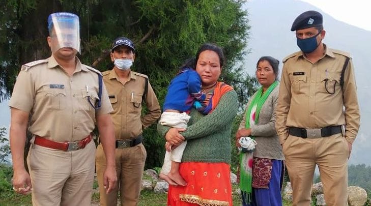 Police assigned a separated child to family members in Munsiyari