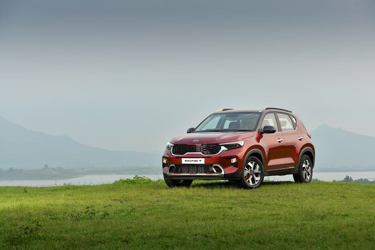 Kia Sonet SUV bookings crossed 25000 units know the waiting period of kia sonet compact suv india launch price