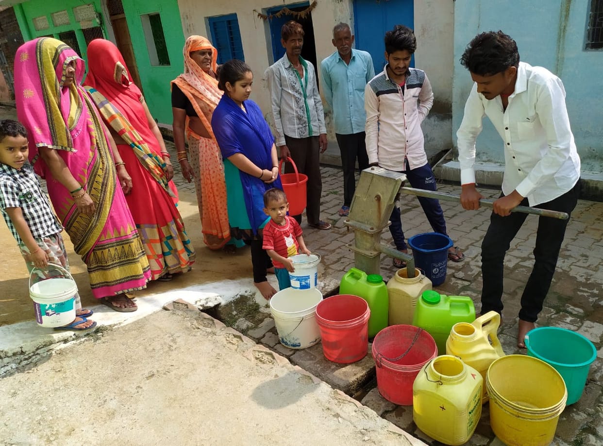 water crisis caused by electric cut