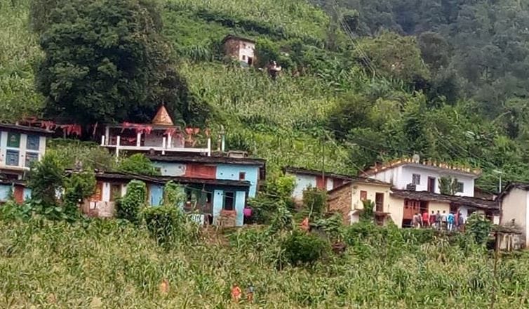Basic facilities not available in Atal Adarsh village Sitoli
