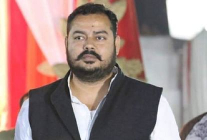Gorakhpur Mafia: गोरखपुर में माफिया सुधीर का चलता है सिक्का, खौफ ऐसा कि जुबां भी नहीं खोलते लोग Gorakhpur industrialists and Dhaba shopkeepers also tremble with fear of mafia Sudhir singh gang