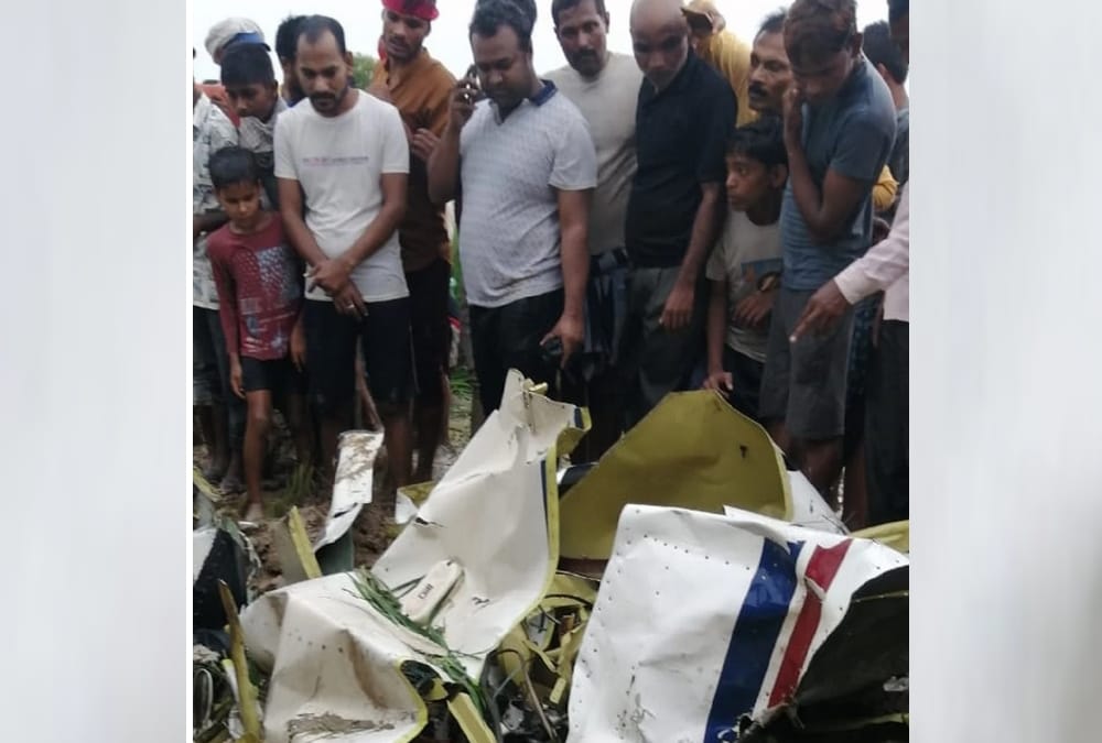 Aircraft which was crashed in azamgarh took off from Raebareli.